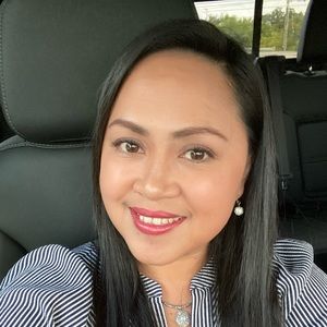 Meet your Posher, Gina